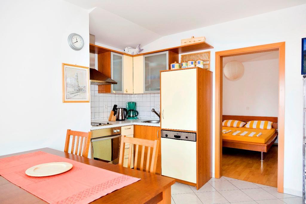 Apartments Milena Omiš Zewnętrze zdjęcie